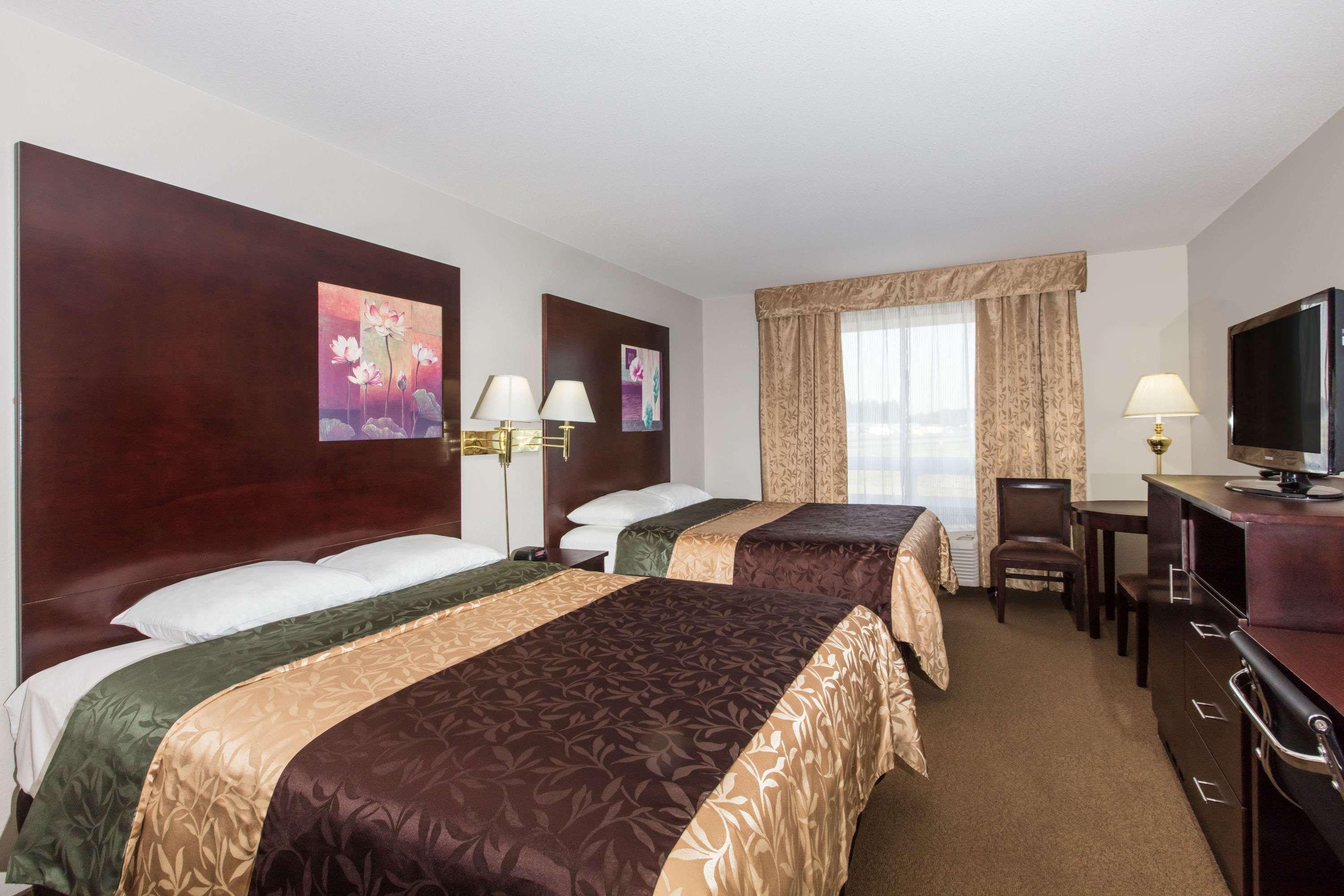 Super 8 By Wyndham Innisfail Экстерьер фото